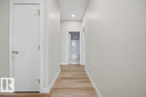 Corridor - 6204 150 Avenue, Edmonton, AB 