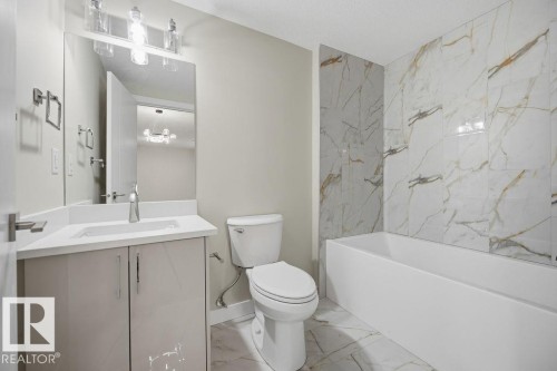 Bathroom - 6204 150 Avenue, Edmonton, AB 
