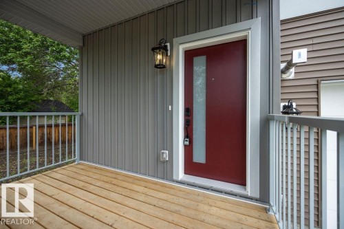 Exterior entry - 6204 150 Avenue, Edmonton, AB 