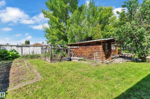 2219 Millbourne Road W, Edmonton, AB 