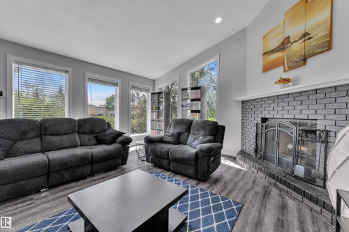 2219 Millbourne Road W, Edmonton, AB 