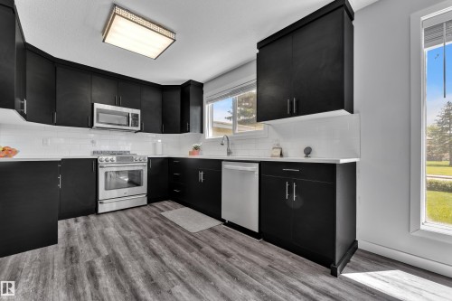 2219 Millbourne Road W, Edmonton, AB 