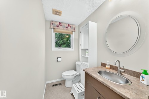 10210 154 Street, Edmonton, AB 