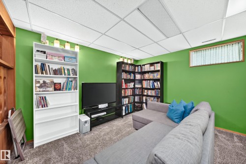 10210 154 Street, Edmonton, AB 