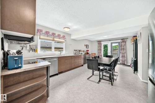 10210 154 Street, Edmonton, AB 