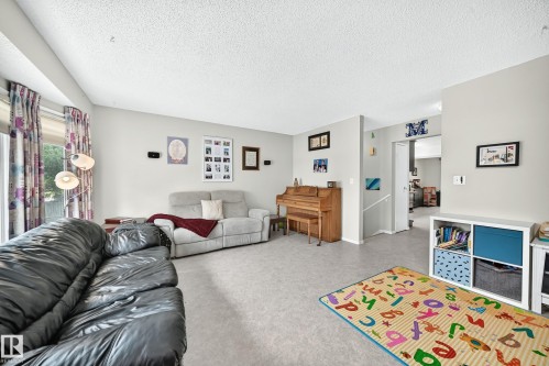 10210 154 Street, Edmonton, AB 