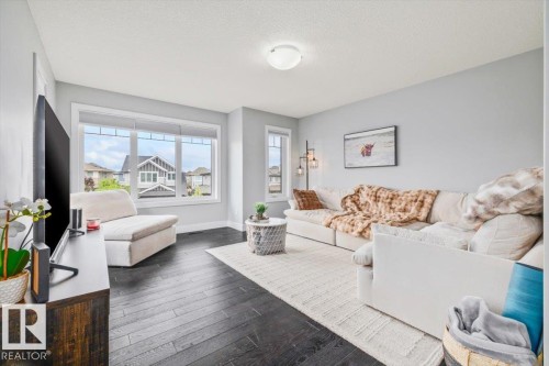 13023 207 Street, Edmonton, AB 