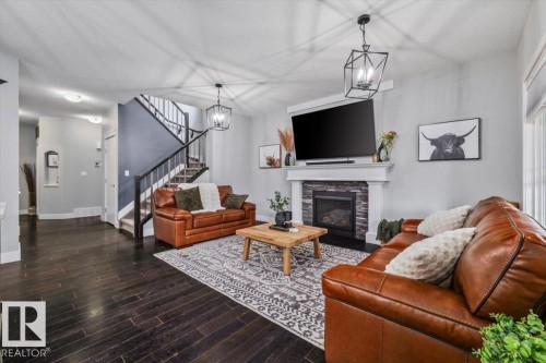 13023 207 Street, Edmonton, AB 