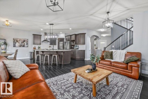 13023 207 Street, Edmonton, AB 