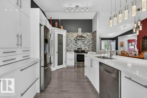 23 9 Dechene Road, Edmonton, AB 