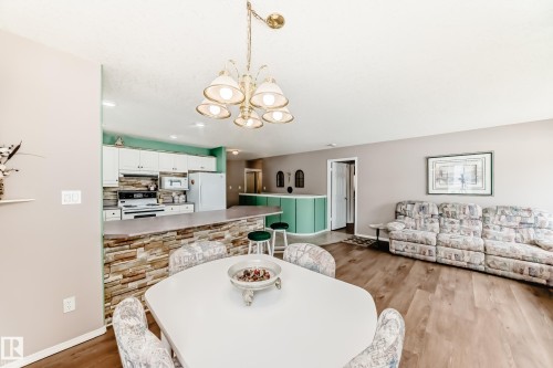 104 Maisonette Village, Leduc, AB 