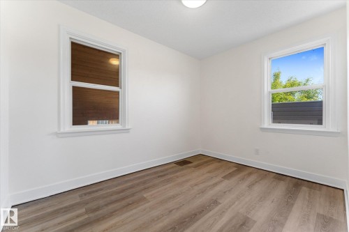 4702 54 A Avenue, Vegreville, AB - Indoor Photo Showing Other Room