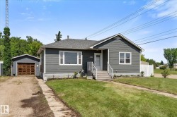 4702 54 A Avenue Vegreville, AB T9C 1G2