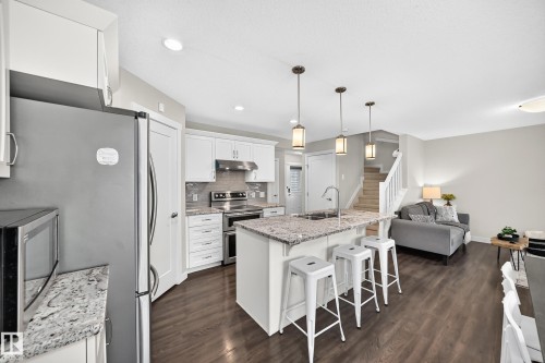 4477 Annett Common, Edmonton, AB 