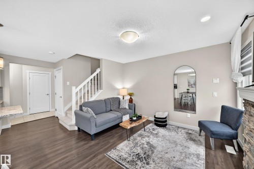 4477 Annett Common, Edmonton, AB 