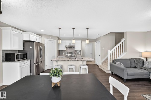4477 Annett Common, Edmonton, AB 