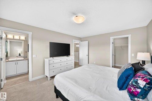 4477 Annett Common, Edmonton, AB 