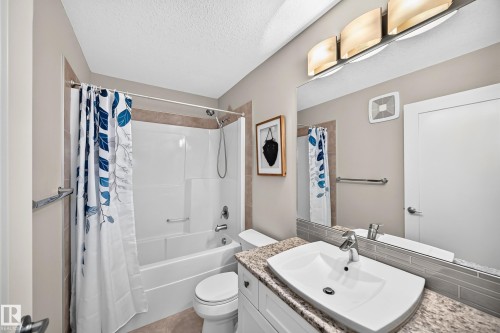 4477 Annett Common, Edmonton, AB 