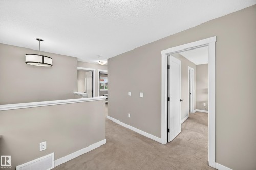 4477 Annett Common, Edmonton, AB 