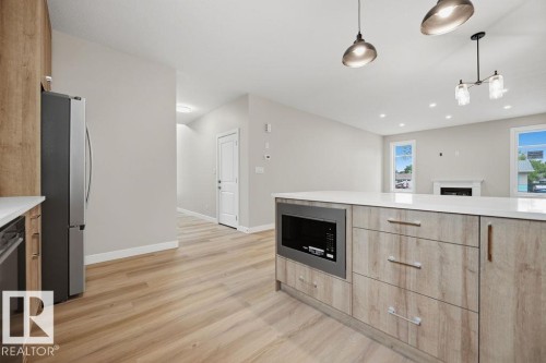 Kitchen - 15004 62 Street, Edmonton, AB 