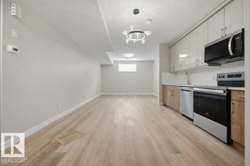 Kitchen - 15004 62 Street, Edmonton, AB 