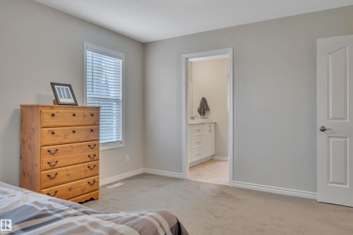 173 Reichert, Beaumont, AB - Indoor Photo Showing Bedroom