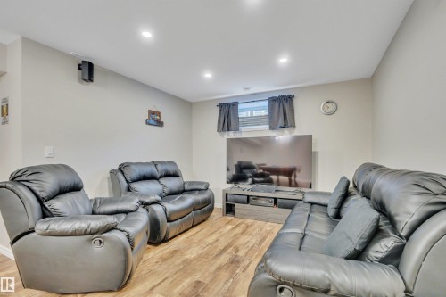173 Reichert, Beaumont, AB - Indoor