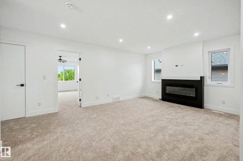 25 Escada Close, St. Albert, AB 