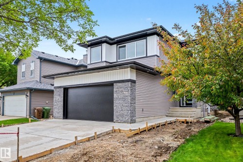 25 Escada Close, St. Albert, AB 