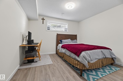 7020 181 Avenue, Edmonton, AB 