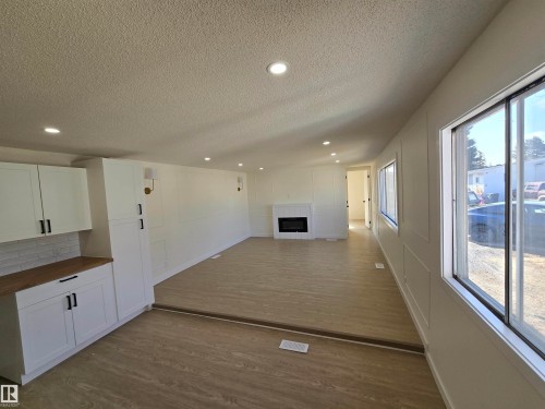 92 305 Calahoo Road, Spruce Grove, AB 