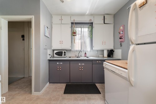 9011 95 Street, Edmonton, AB 