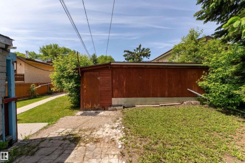 9011 95 Street, Edmonton, AB 
