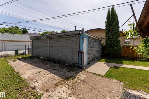 9011 95 Street, Edmonton, AB 