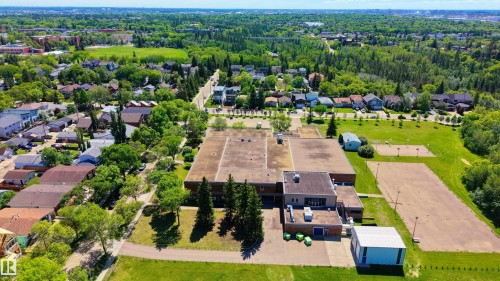 9011 95 Street, Edmonton, AB 