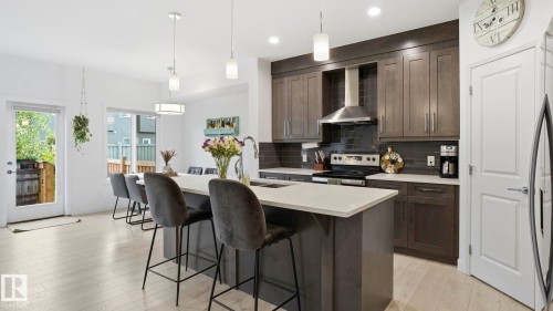 7215 Chivers Place, Edmonton, AB - Indoor