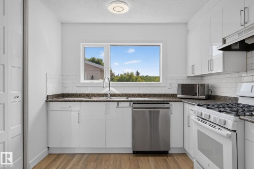 3119 104 Street, Edmonton, AB 