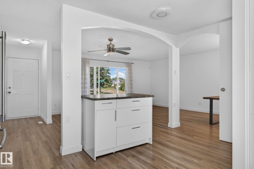 3119 104 Street, Edmonton, AB 