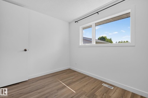 3119 104 Street, Edmonton, AB 