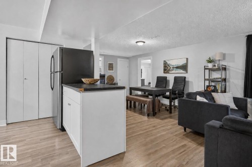 3119 104 Street, Edmonton, AB 