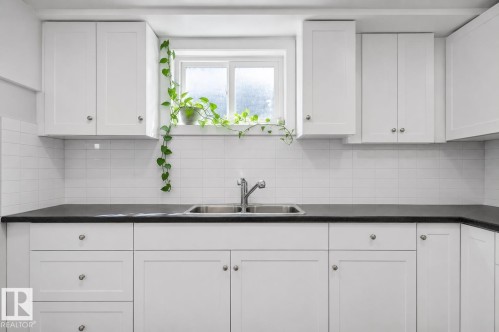 3119 104 Street, Edmonton, AB 