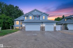 5104 OCHRE Road  Redwater, AB T0A 2W0