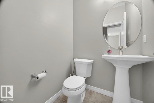 Bathroom - 17203 71 Street, Edmonton, AB 
