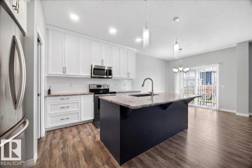 Kitchen - 17203 71 Street, Edmonton, AB 