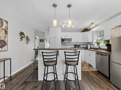 27 Fairway Green, Stony Plain, AB 