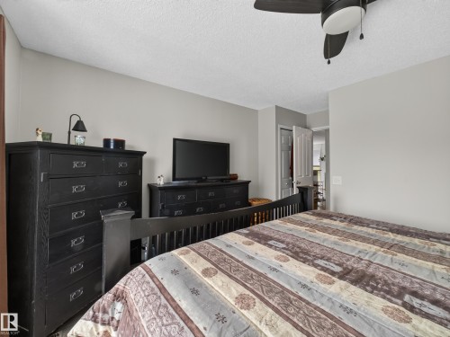 27 Fairway Green, Stony Plain, AB 