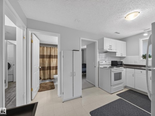 27 Fairway Green, Stony Plain, AB 