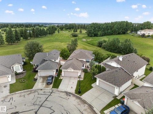 27 Fairway Green, Stony Plain, AB 