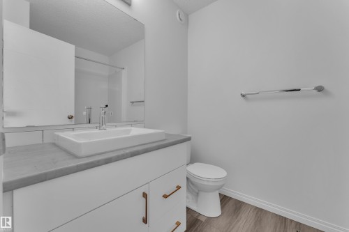 Bathroom - 144 Sunwapta Way, Edmonton, AB 