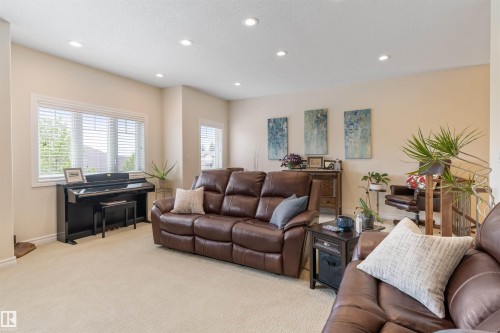 6 Lachance Drive, St. Albert, AB 